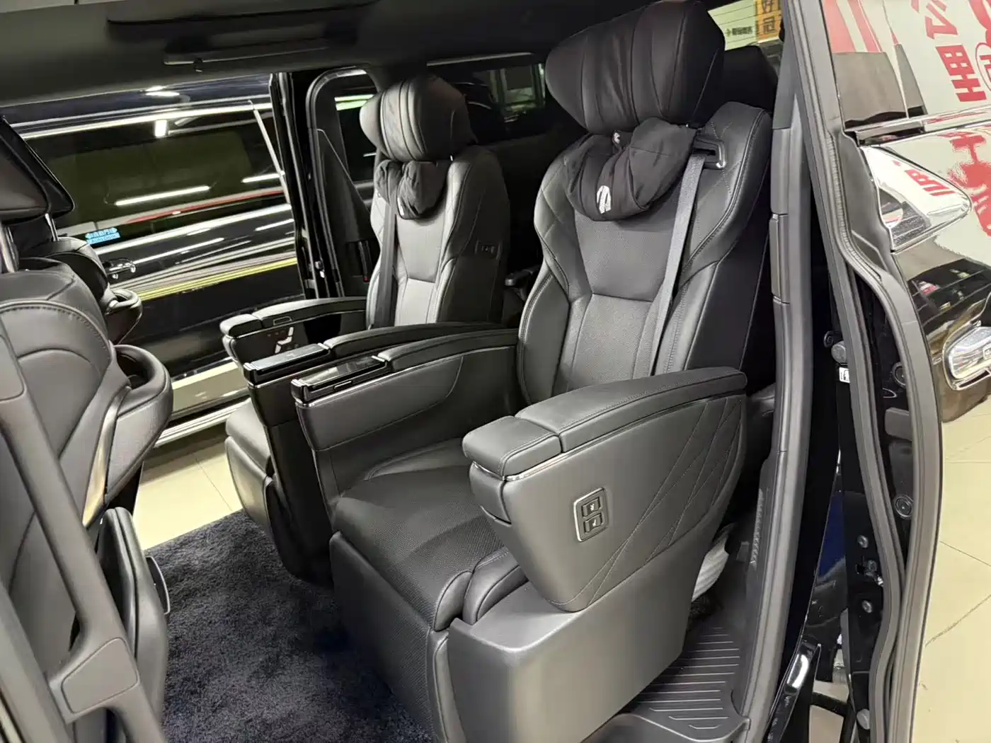 Toyota Alphard 2026 2024 Hybrid 2.5L Prestige Edition