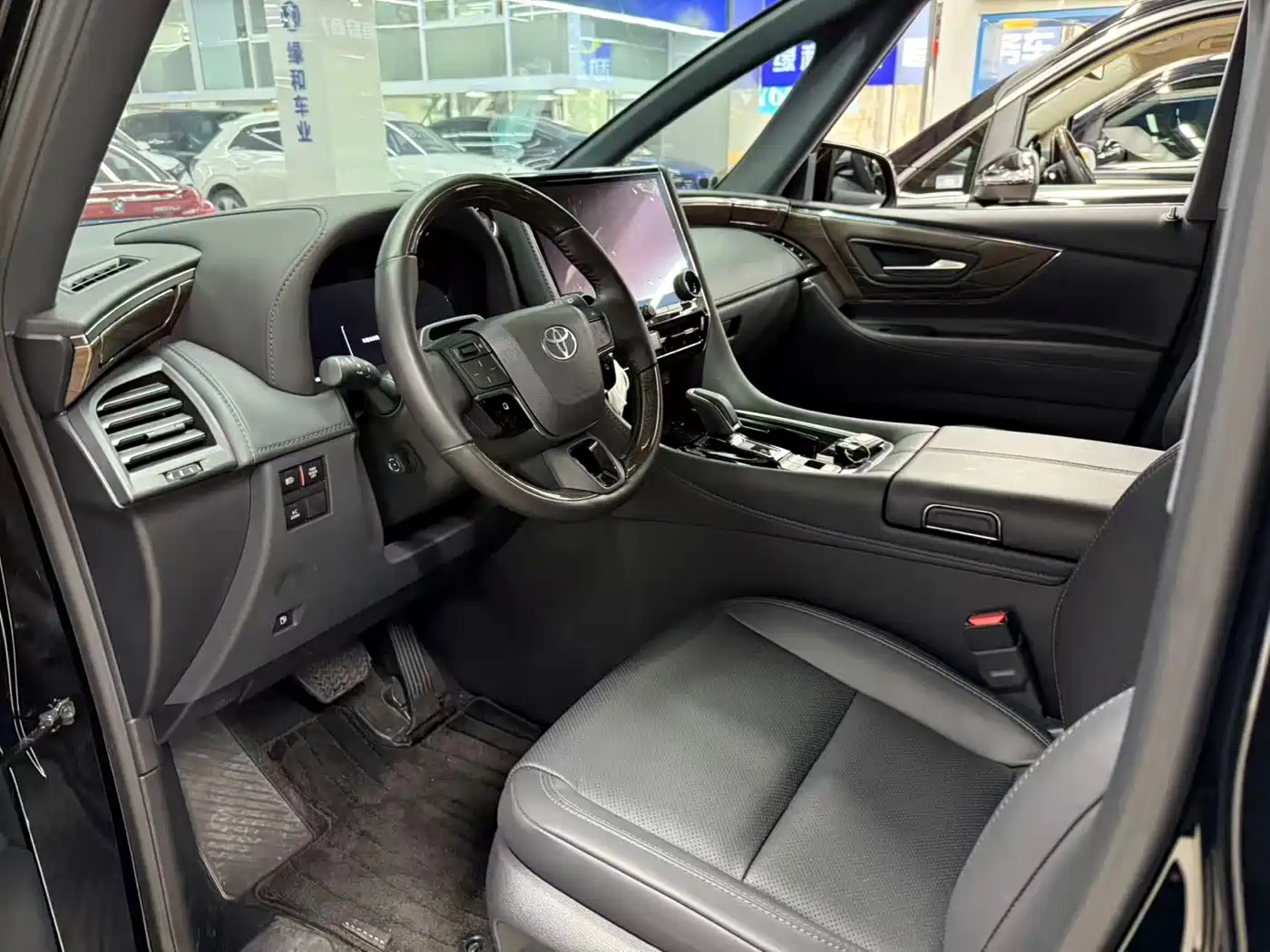 Toyota Alphard 2026 2024 Hybrid 2.5L Prestige Edition