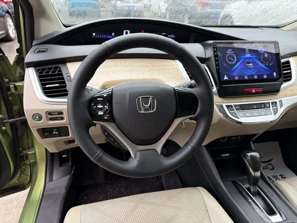 Honda Jade 2014 2013 1.8L Automatic Comfort Edition 5-seater