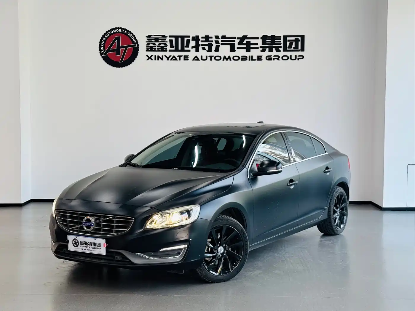 Фото 1 - Volvo S60
