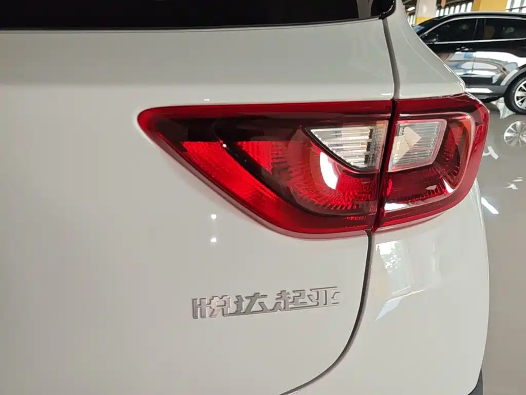 Фото 8 - Kia KX1