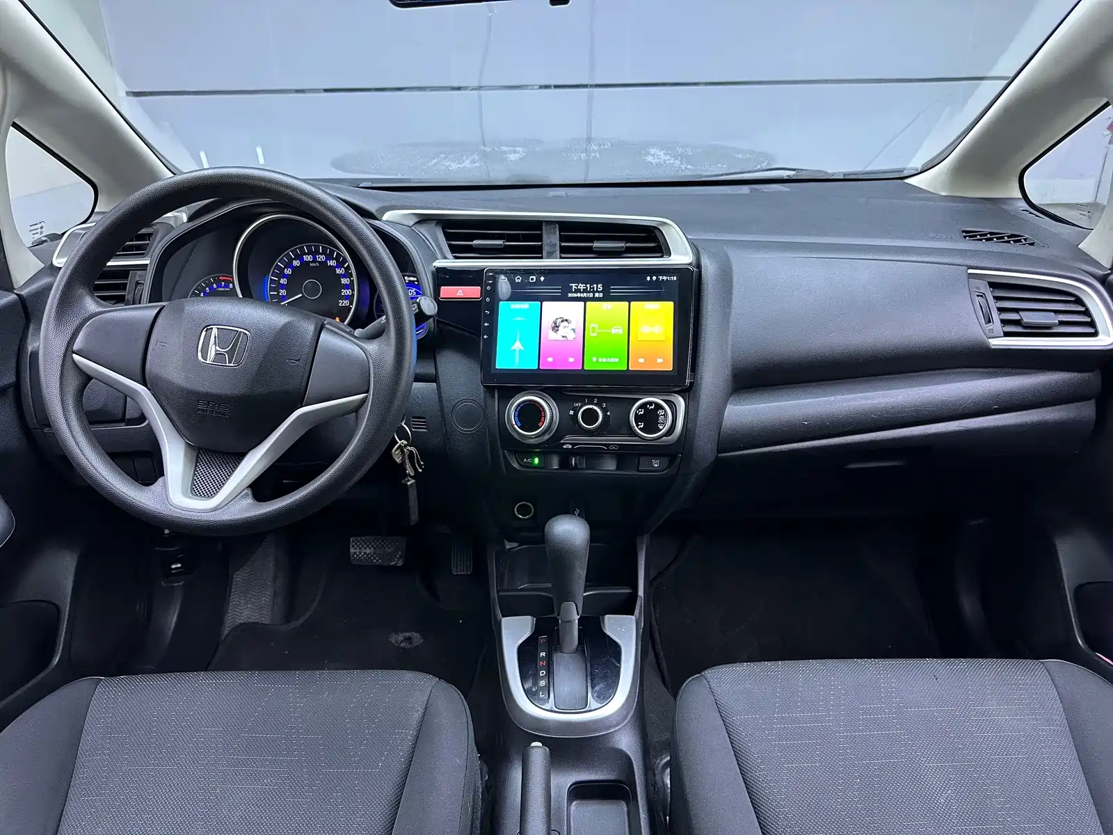 Фото 7 - Honda Fit
