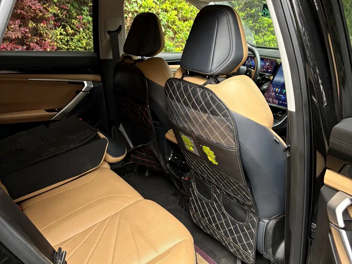 Geely Boyue L 2023 2023 1.5TD DCT Luxury Model
