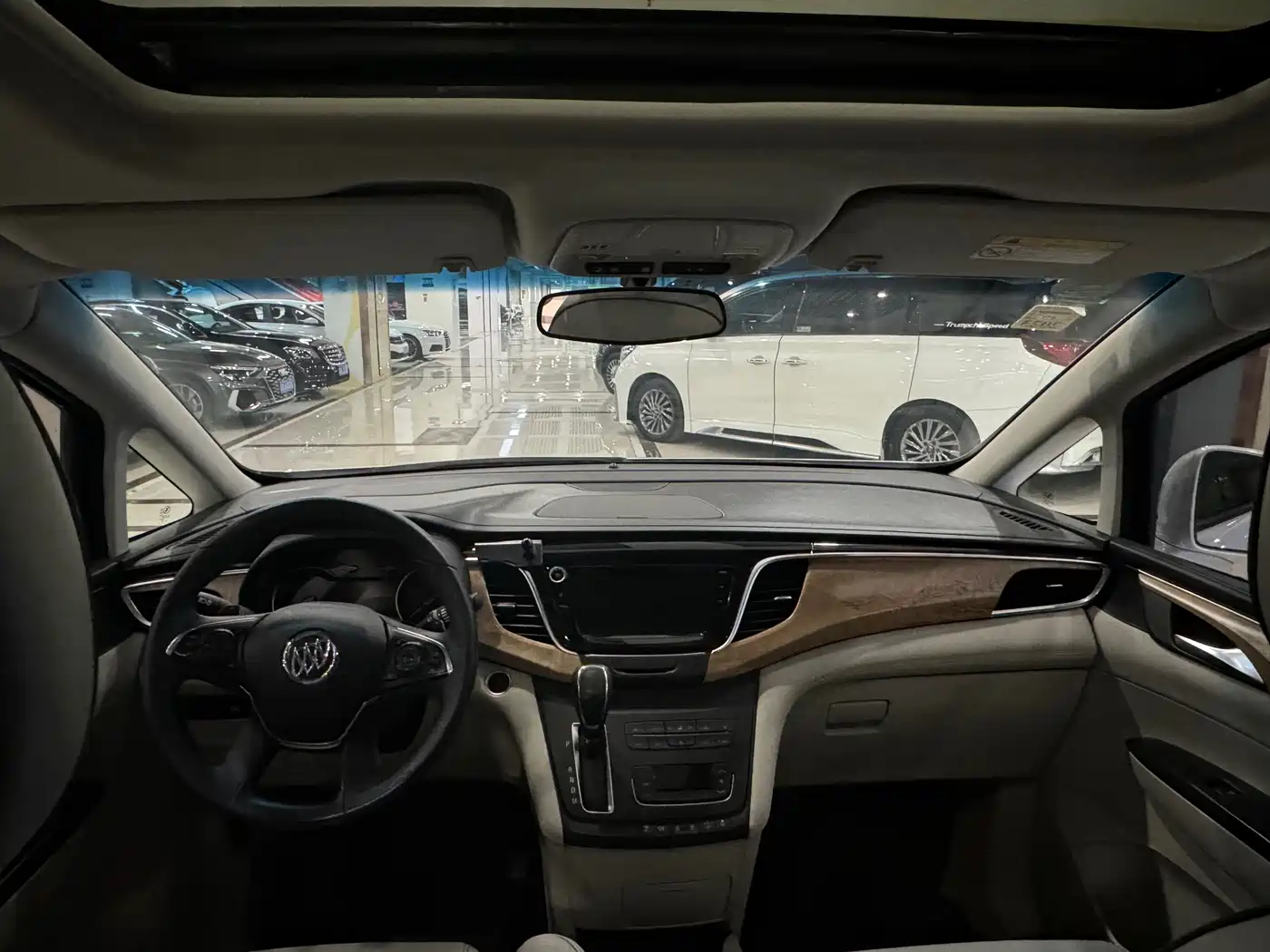 Buick GL8 2017 ES 28T Comfort Type China V фото 5