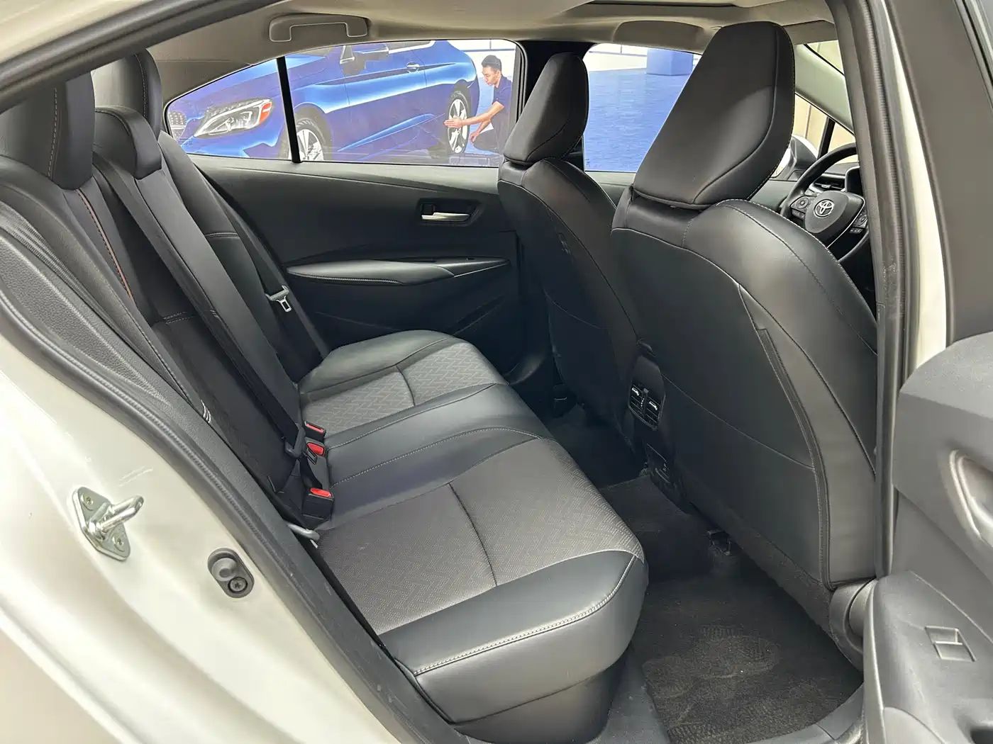 Toyota Levin 2023 Smart Hybrid 1.8L Sport Edition фото 11