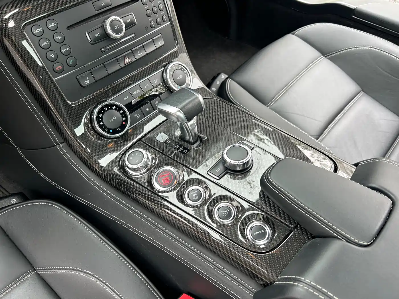 Mercedes-Benz SLS AMG 2011 SLS AMG фото 13