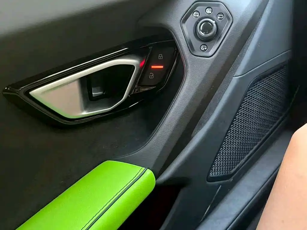 Lamborghini Huracán 2020 Huracán EVO RWD фото 6