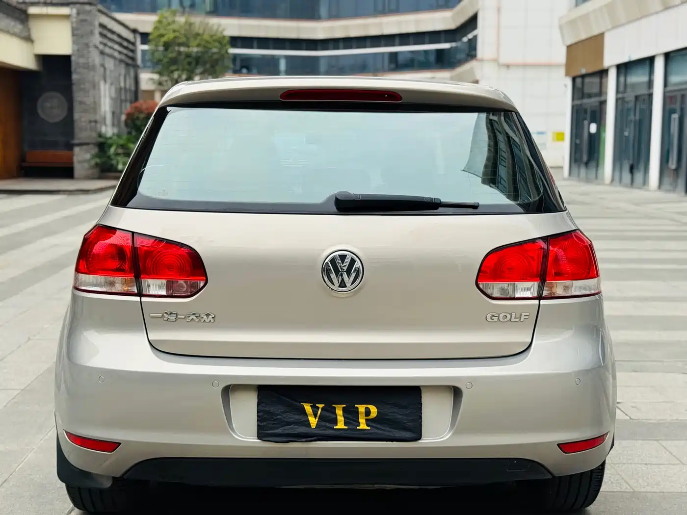 Volkswagen Golf 2012 1.6 Automatic Comfort Type фото 7