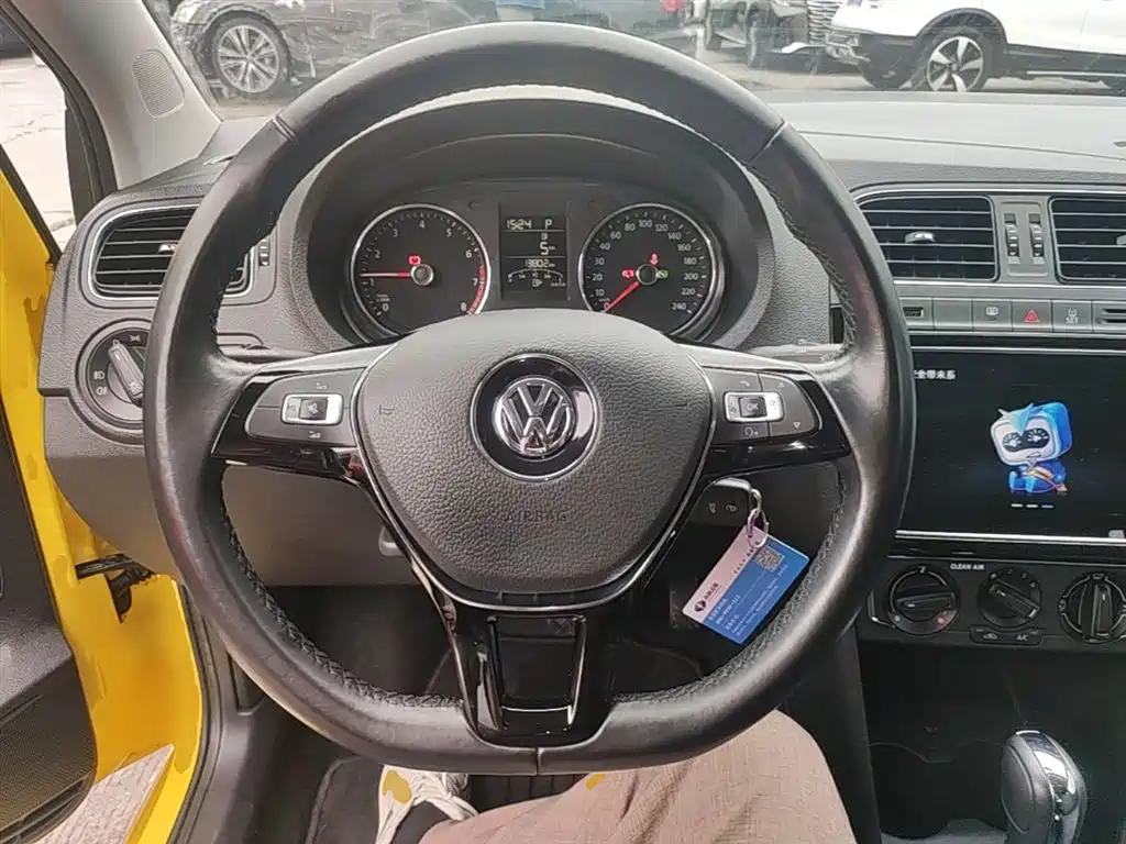Volkswagen Polo 2018 1.5L Auto Comfort фото 11