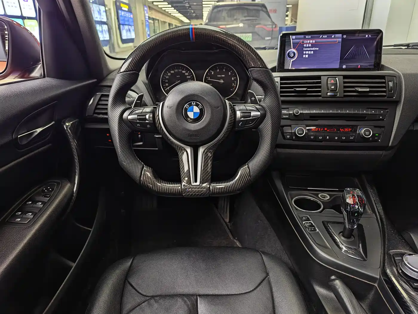 BMW 1 Series (Import) 2013 Facelift 118i Leading Model фото 13