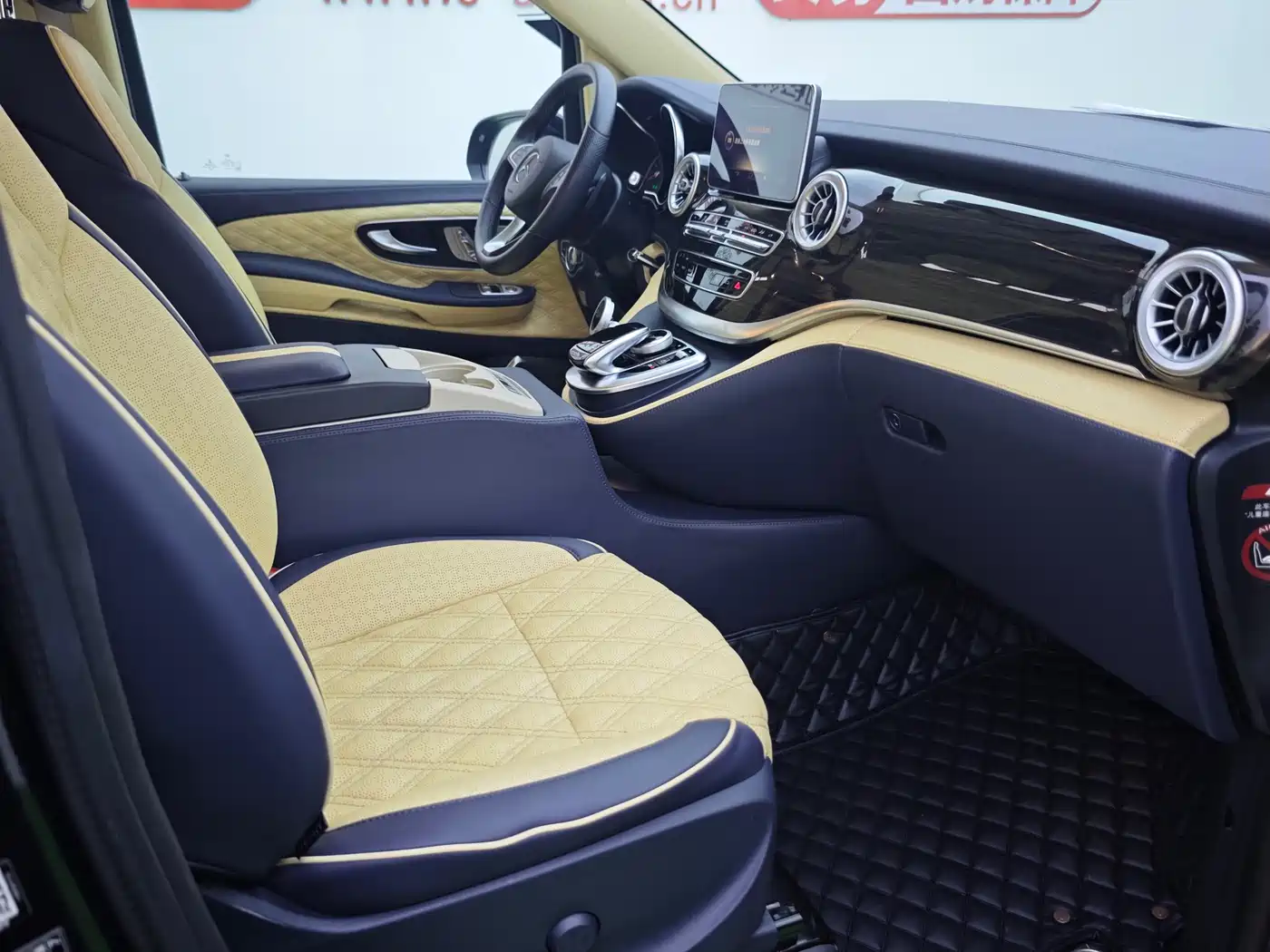 Mercedes-Benz V-Class 2018 V 260 Pilot Edition China V фото 9