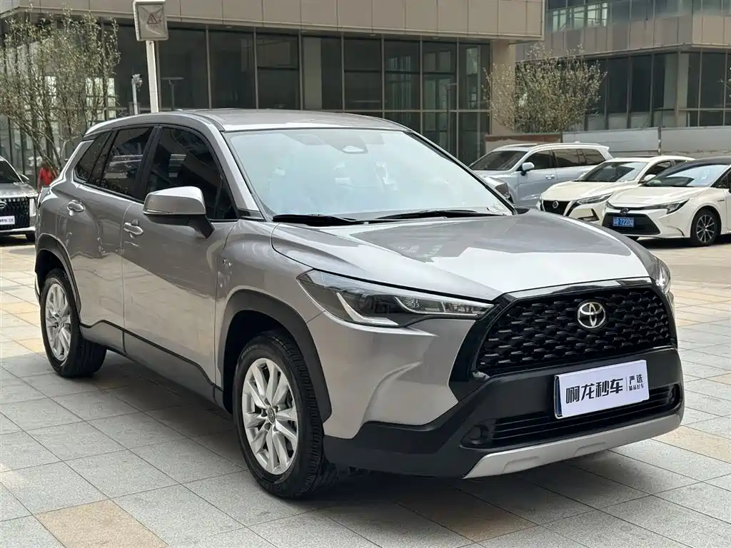 Toyota Corolla Cross 2024 2.0L Smart Hybrid Dual Engine Pioneer Edition фото 6