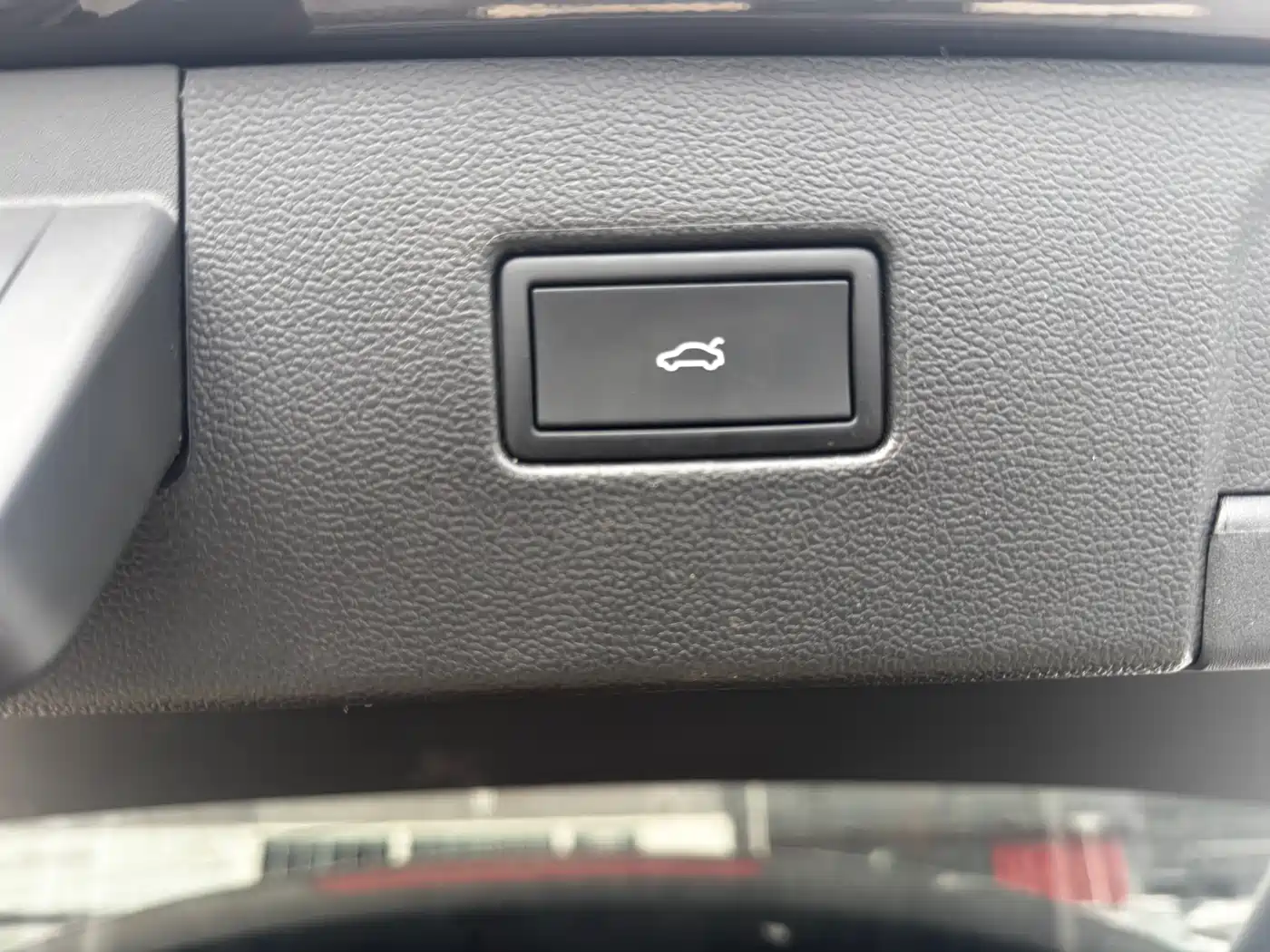 Volkswagen Tayron 2021 280TSI 2WD Luxury Smart Connect фото 10