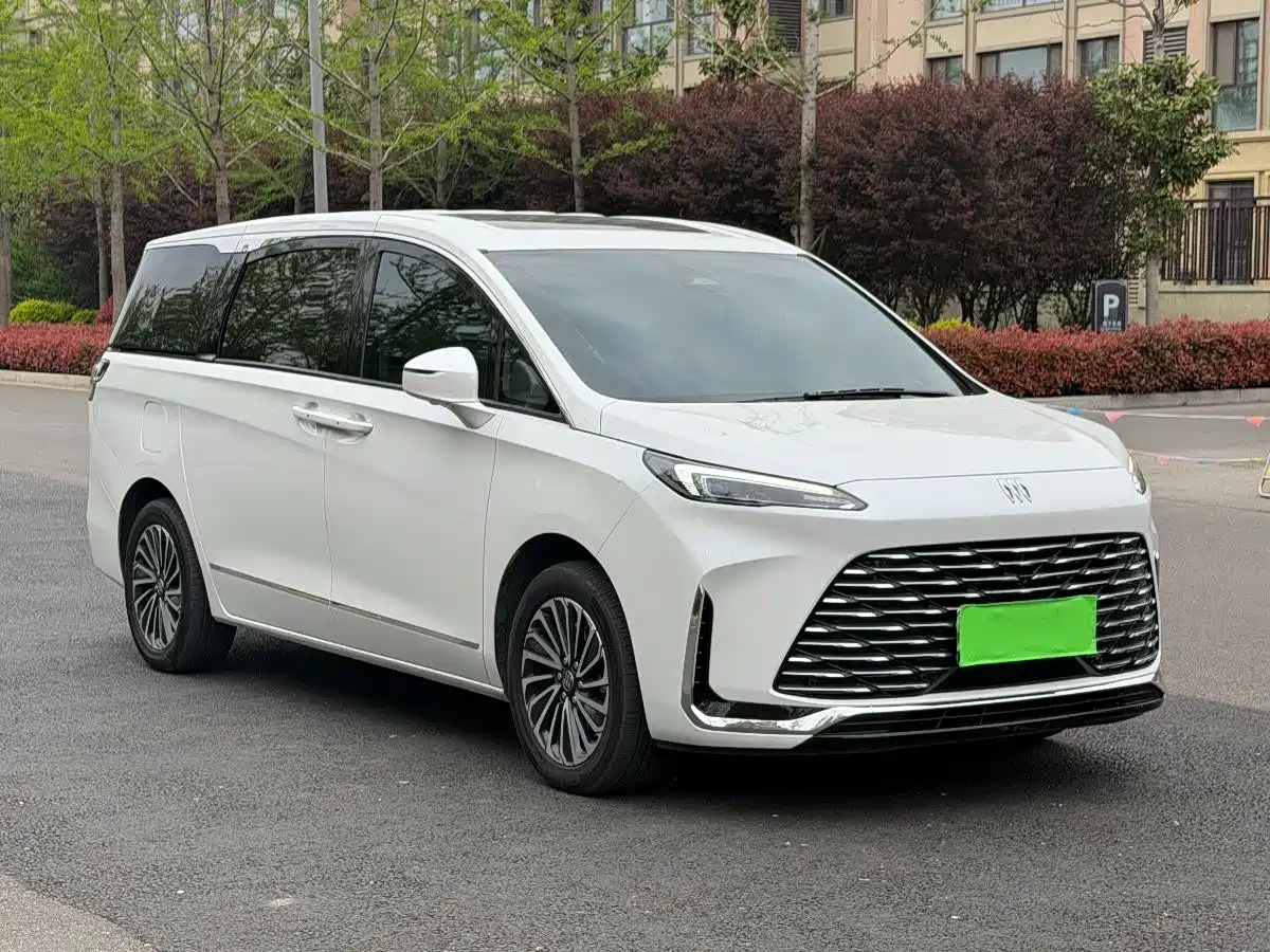 Buick GL8 New Energy 2025 Land Honor Premium Edition 7-Seater фото 4