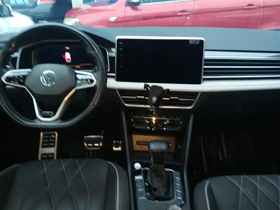 Volkswagen Tiguan L 2022 330TSI Auto 2WD R-Line Premium Edition фото 12