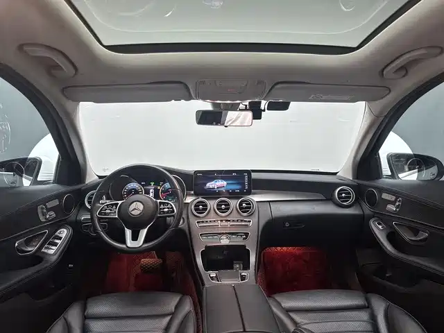Фото 9 - Mercedes-Benz C-Class