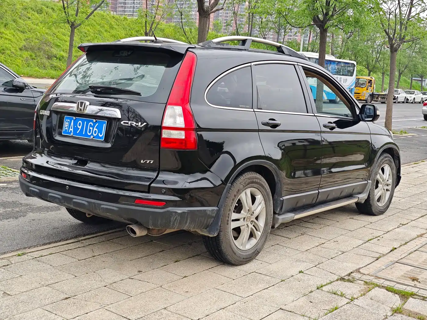 Honda CR-V 2011 2010 2.4L Automatic 4WD Luxury Edition