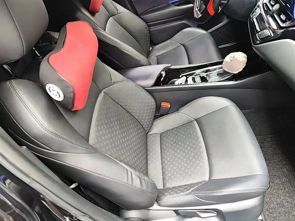 Toyota IZOA 2018 2.0L Yichi Edition China V фото 25