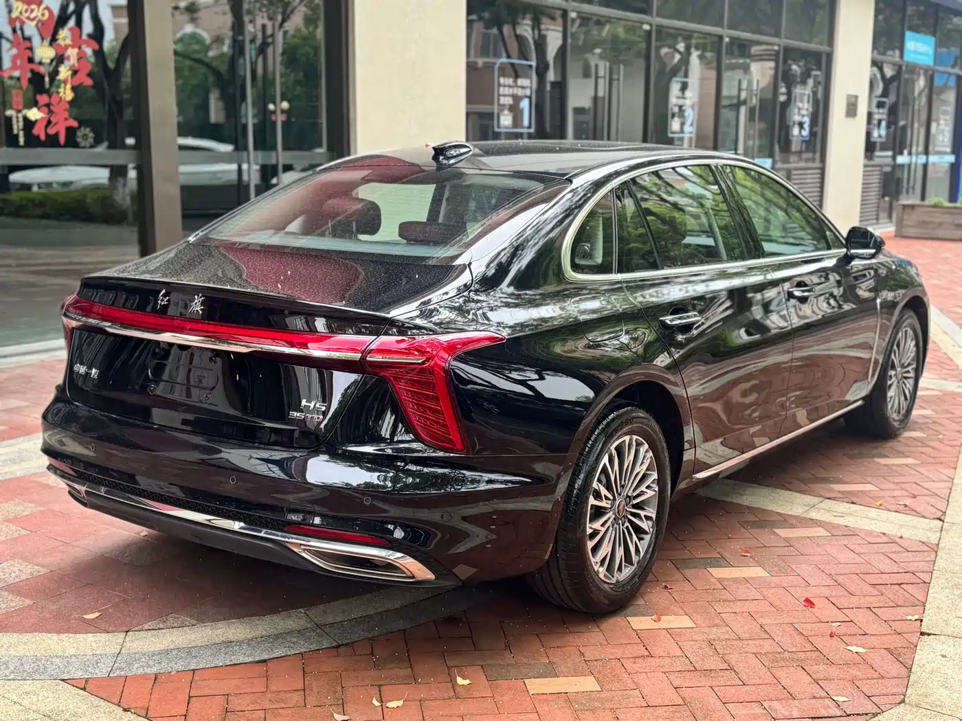 Hongqi H5 2025 1.5T DCT Flag Rhythm 500,000 Units Memorial Edition фото 11