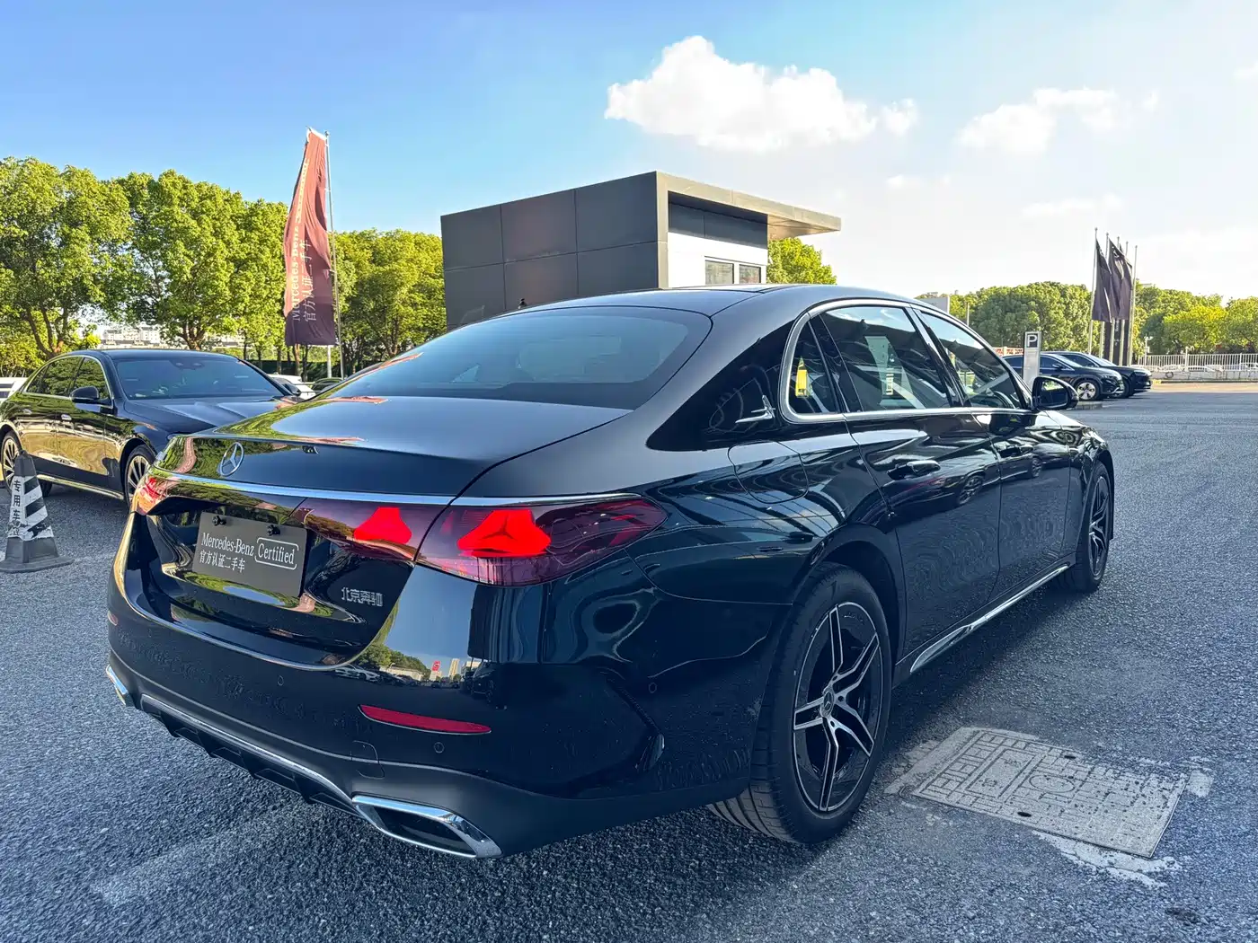 Mercedes-Benz E-Class 2026 2025 E 300 L Luxury Sport