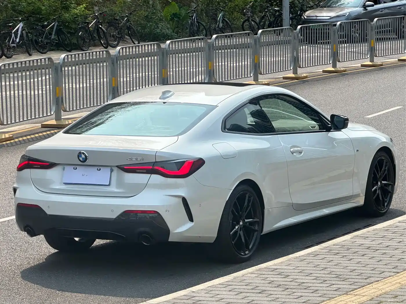BMW 4-SERIES
