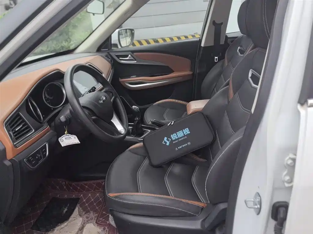 Zotye T300 2020 2019 1.5L Manual Xiaoqiang Edition