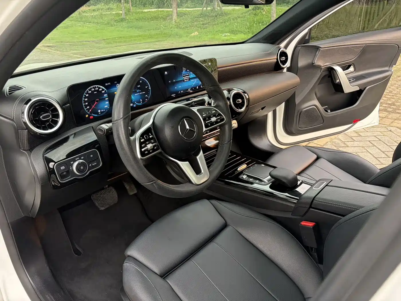 Mercedes-Benz A-Class 2020 A 200 L Sport Sedan фото 15