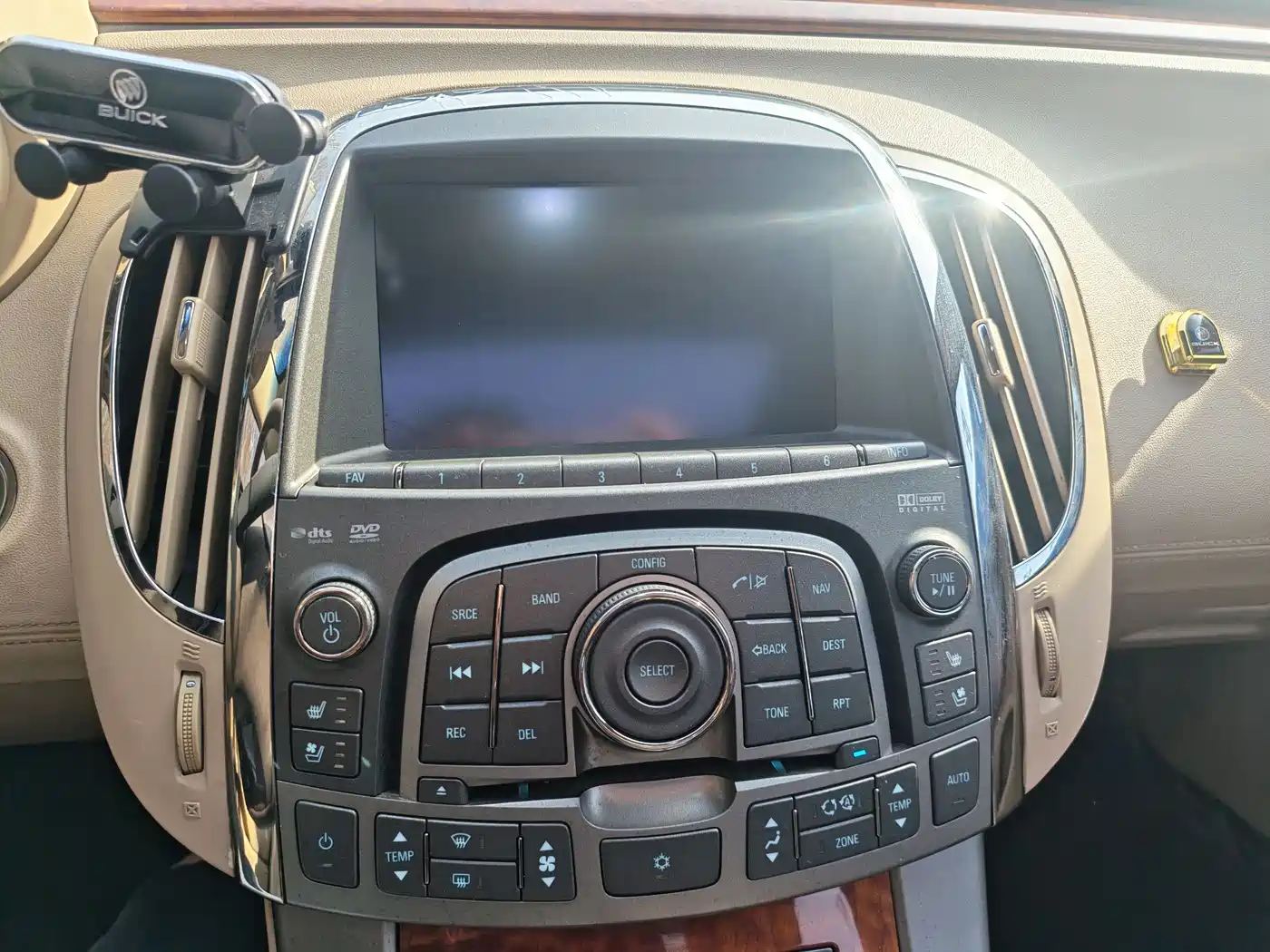 Buick LaCrosse 2011 2011 2.4L SIDI Luxury Edition