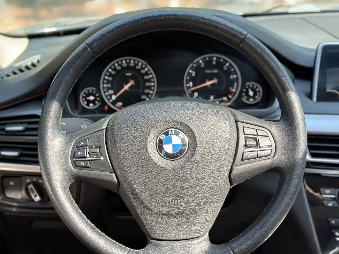 BMW X5 (Import) 2017 xDrive35i Leading Edition фото 4