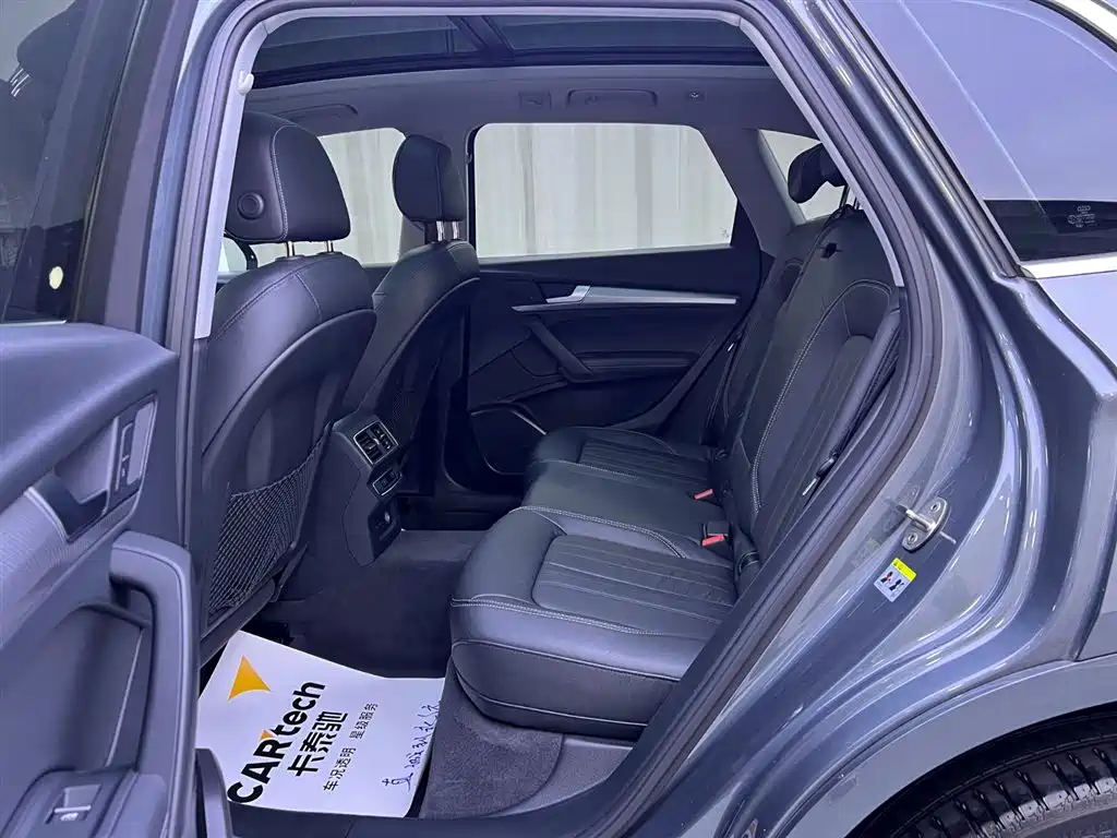 Audi Q5L 2020 45 TFSI Exclusive Fashion фото 7