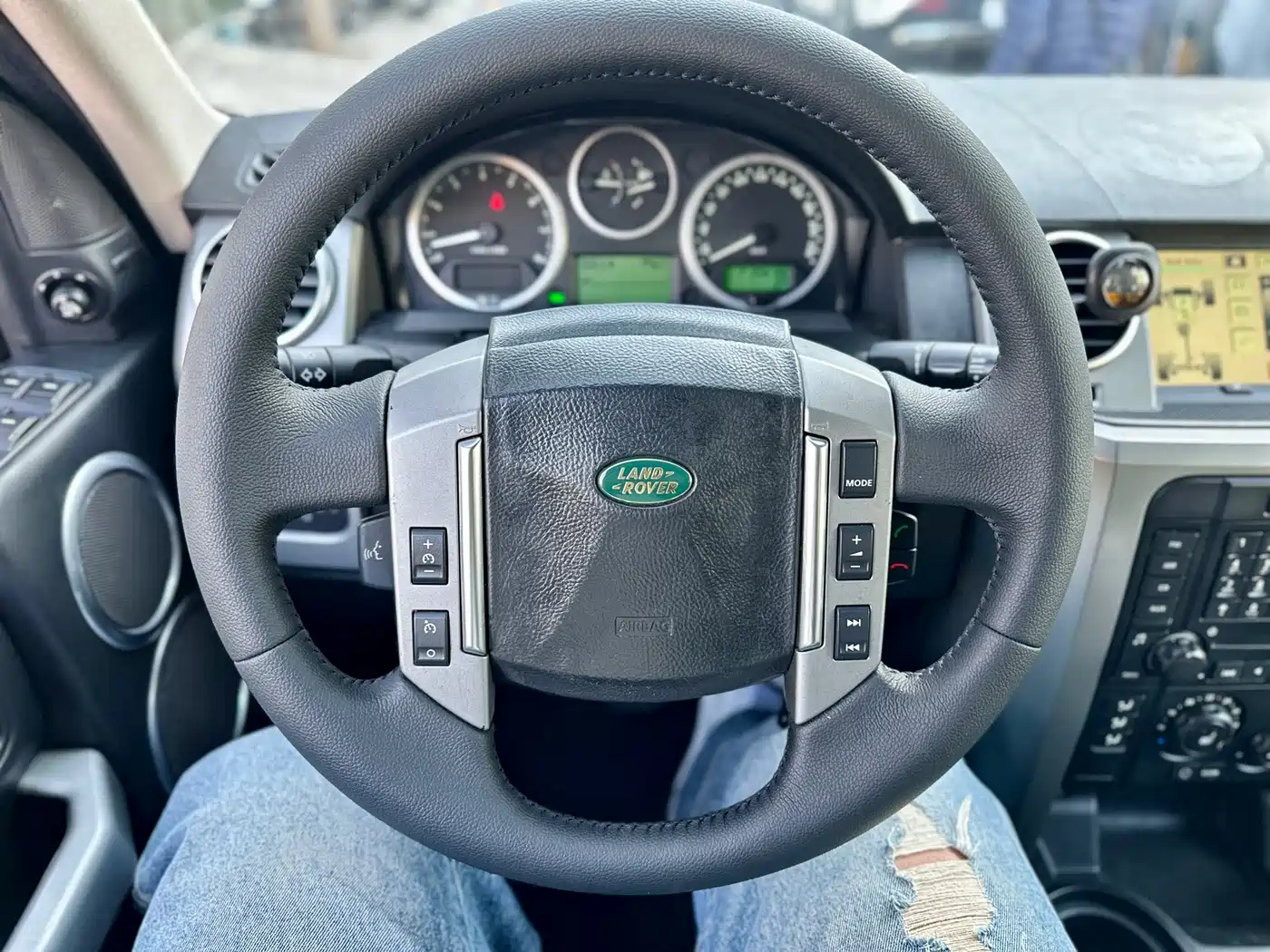 Land Rover Discovery 2005 Model 4.4 V8 HSE фото 23