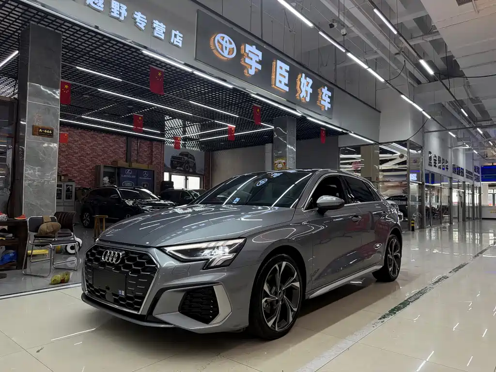 AUDI A3
