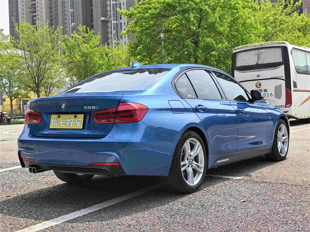 BMW 3 Series 2016 328i M Sport фото 5