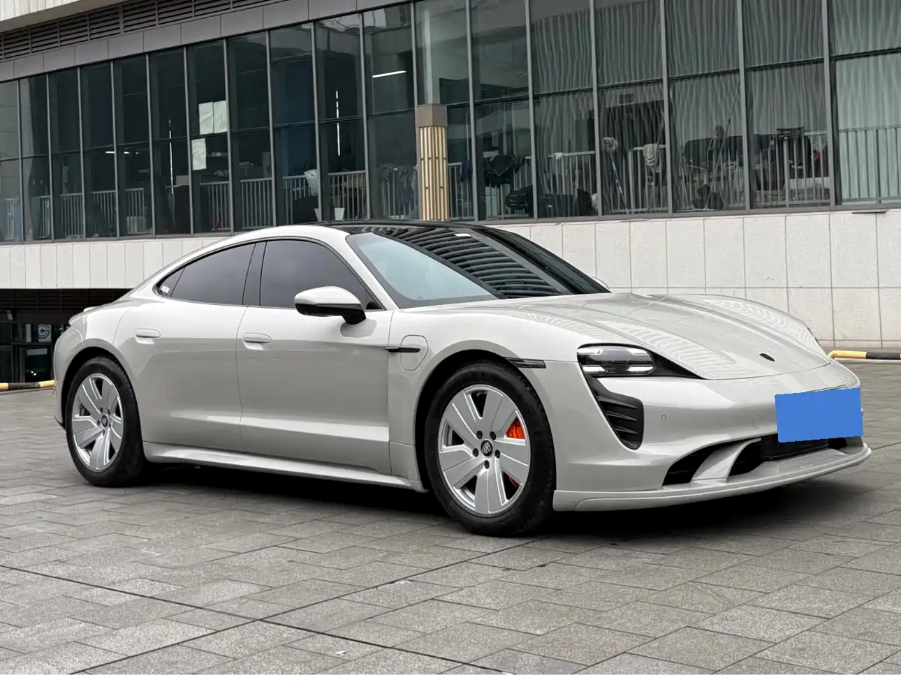 Porsche Taycan 2020 Taycan фото 6