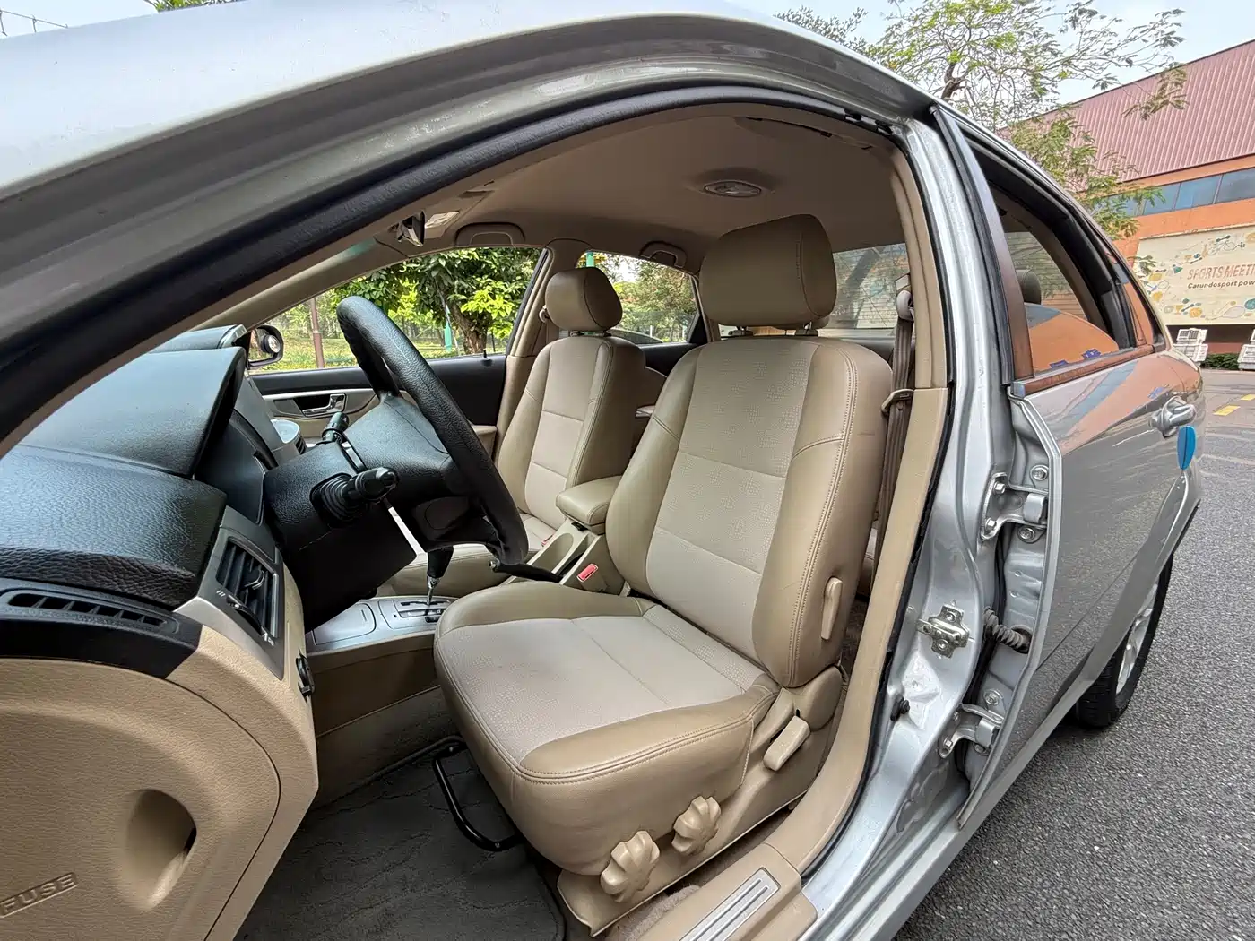 Buick Excelle 2012 2011 1.6LX-AT