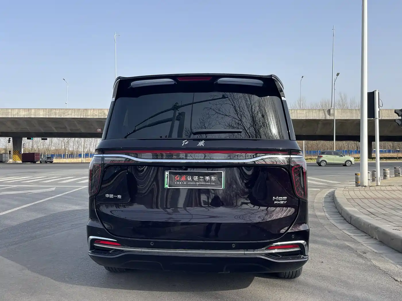 Hongqi HQ9 PHEV 2024 Model 2.0T AWD Luxury Edition фото 28