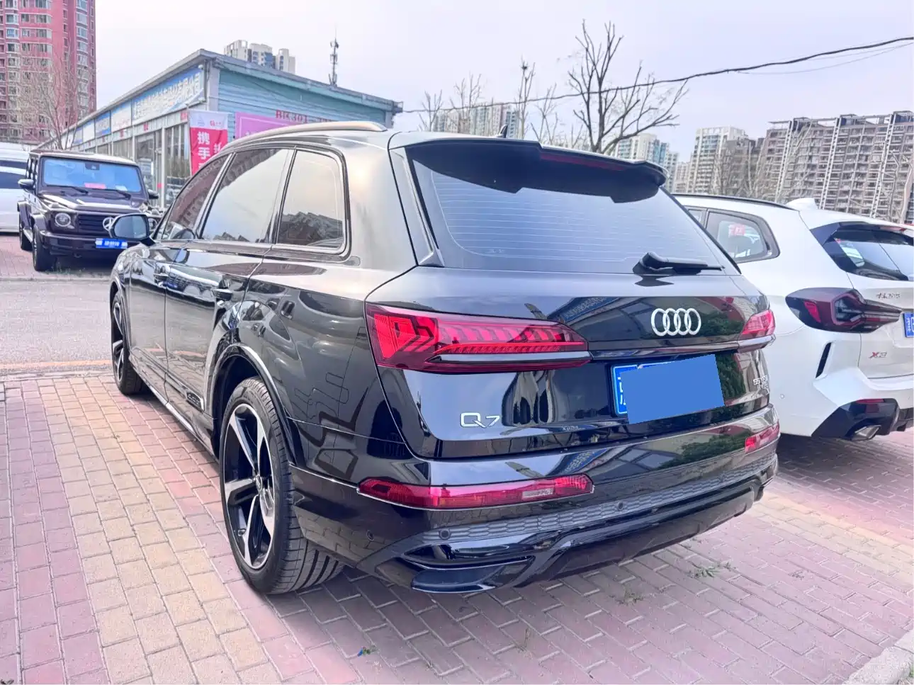 AUDI Q7