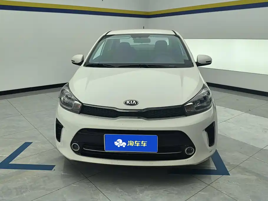 Фото 2 - Kia Pegas