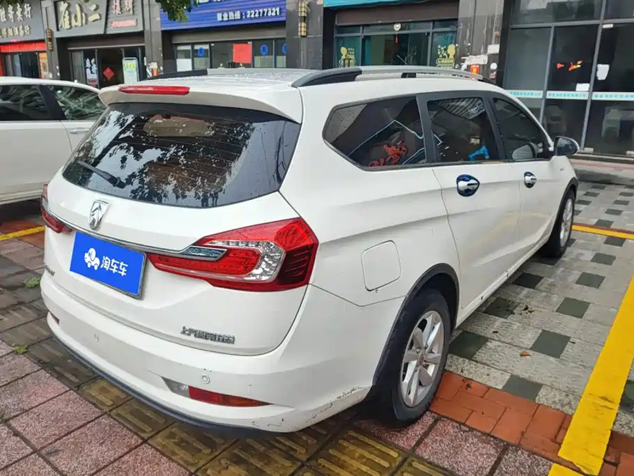 Baojun 310W 2019 2017 1.5L Manual Fashion China VI