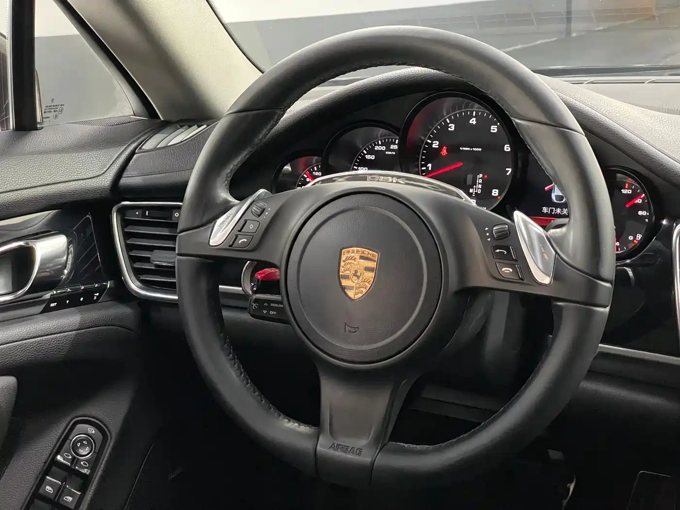 Porsche Panamera 2013 Panamera Platinum Edition 3.6L фото 16