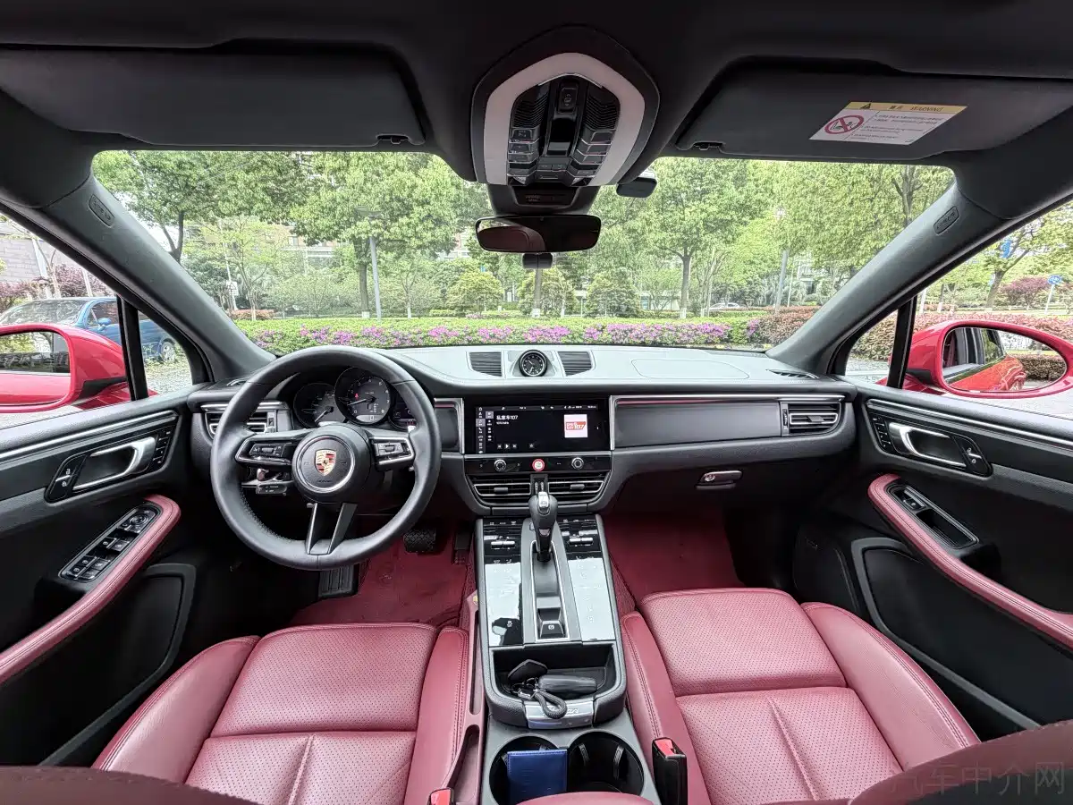Porsche Macan 2022 Macan 2.0T фото 9