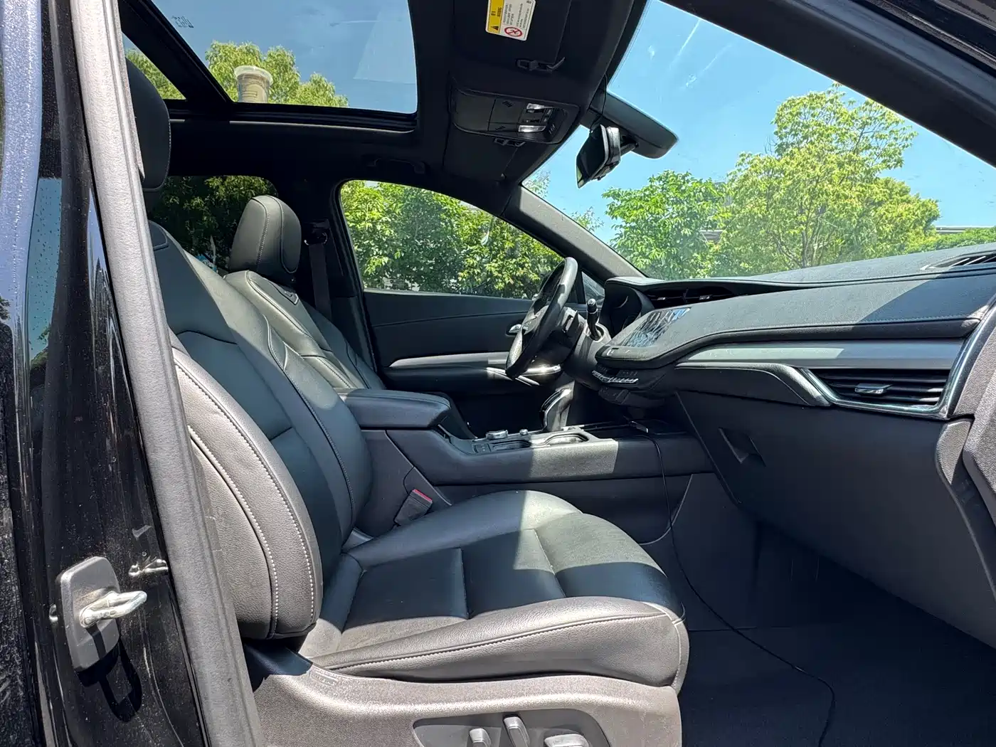 Cadillac XT4 2021 28T FWD Premium Edition фото 12