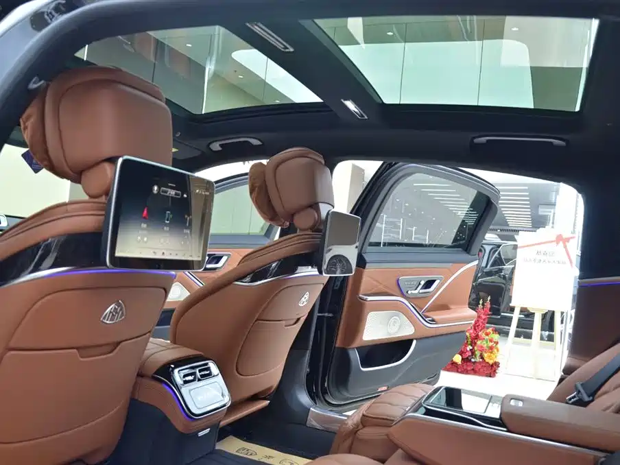 MERCEDES-BENZ MAYBACH S-CLASS