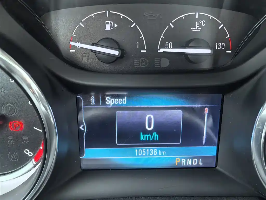 Buick Verano 2018 Sedan 20T Dual Clutch Leading фото 6