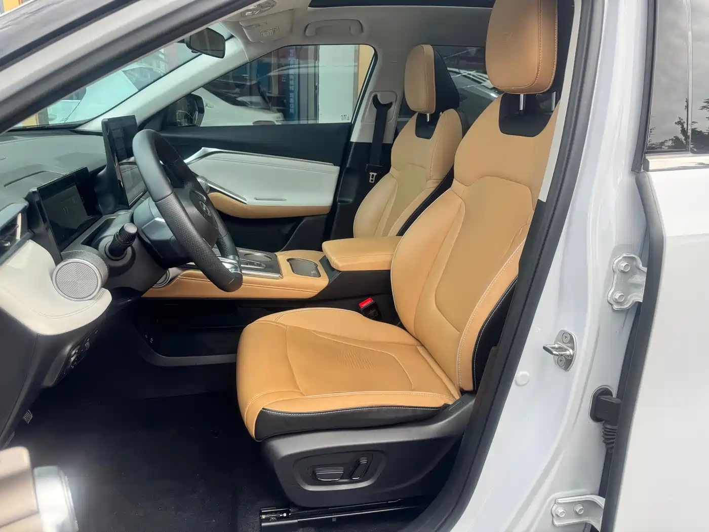 GAC Trumpchi Yingku 2022 Model 1.5T Supernova Pro Edition фото 13