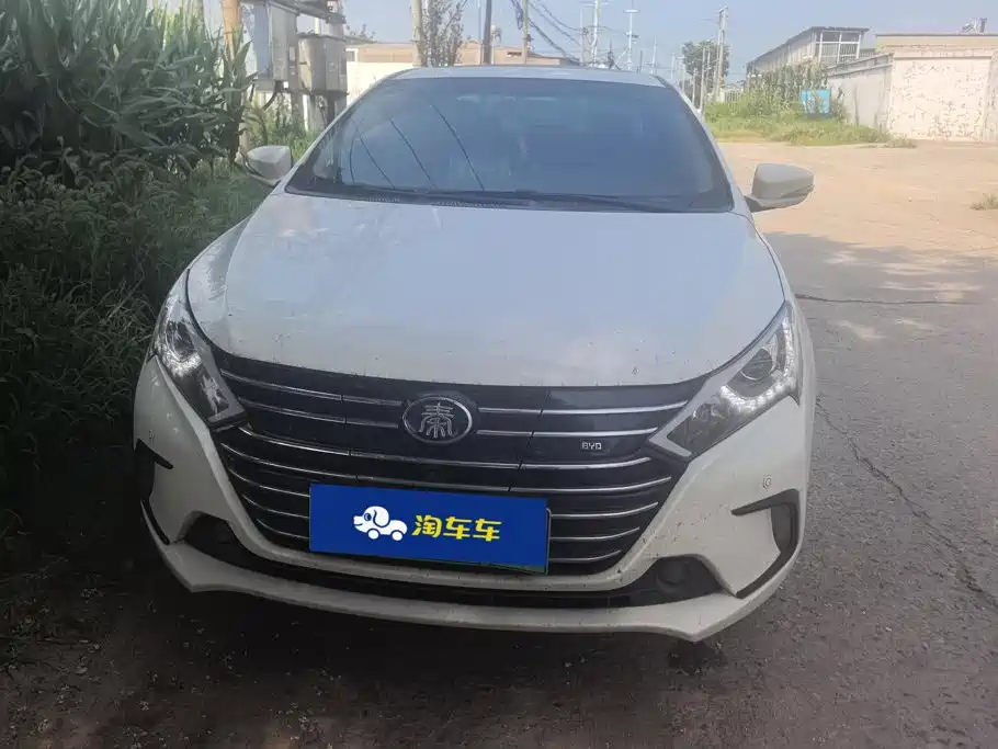 BYD Qin New Energy 2018 2018 Qin EV450 Smart Connected Premium Edition