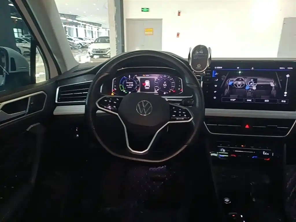 Volkswagen Tiguan L PHEV 2023 430PHEV Plug-in Hybrid Premium фото 11