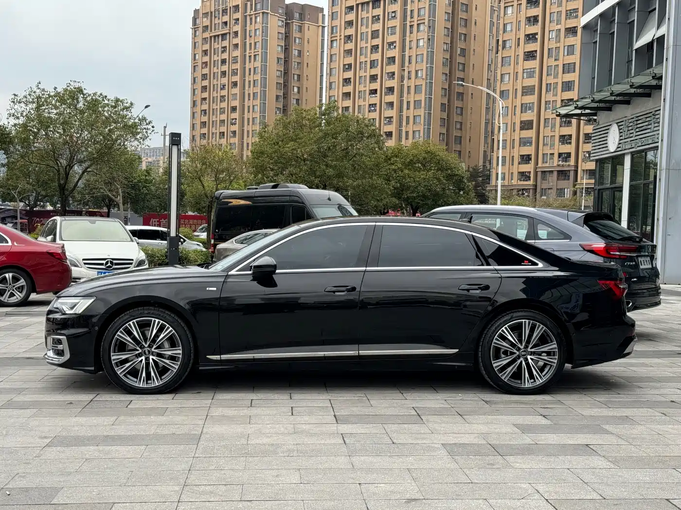 Audi A6L 2024 45 TFSI quattro Premium Dynamic фото 4