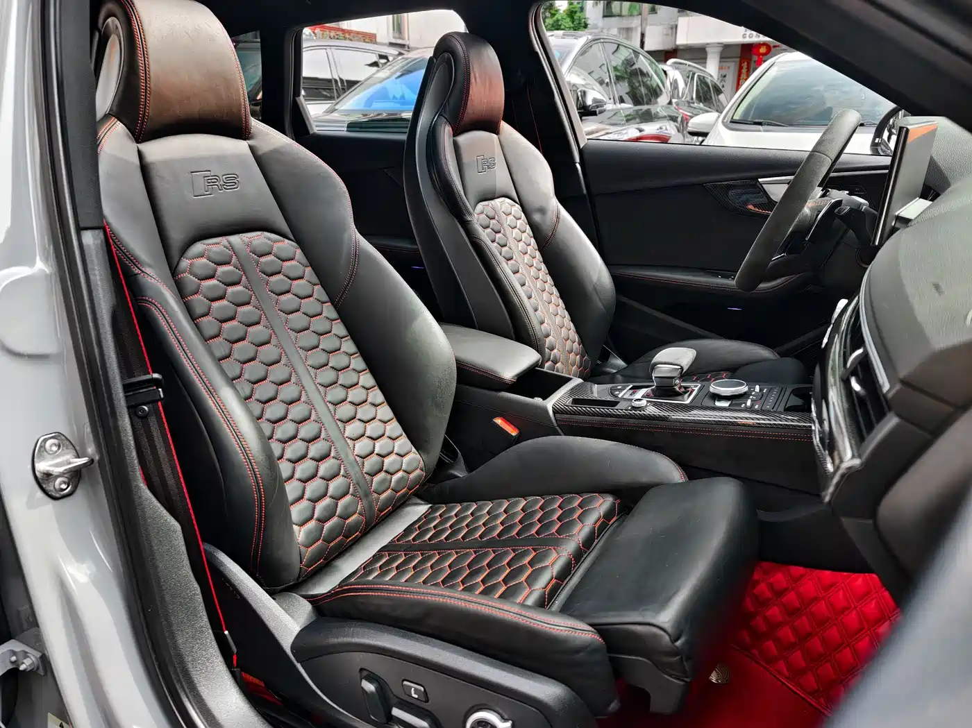 Audi RS 4 2019 RS 4 2.9T Avant фото 6