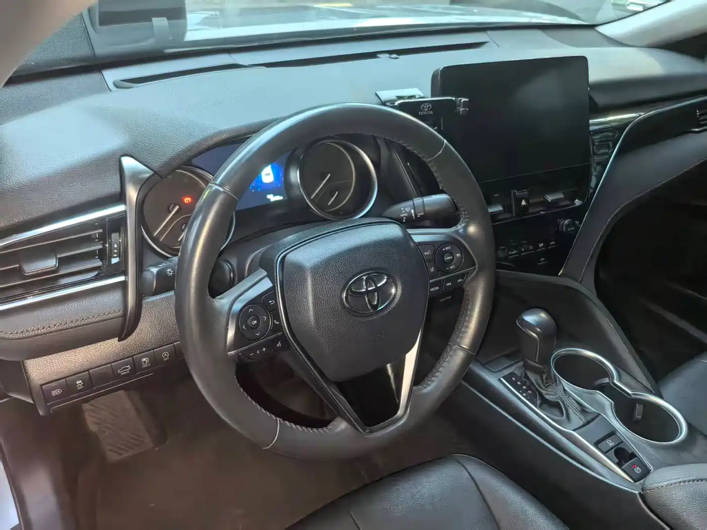 Toyota Camry 2021 2.0G Luxury Edition фото 7